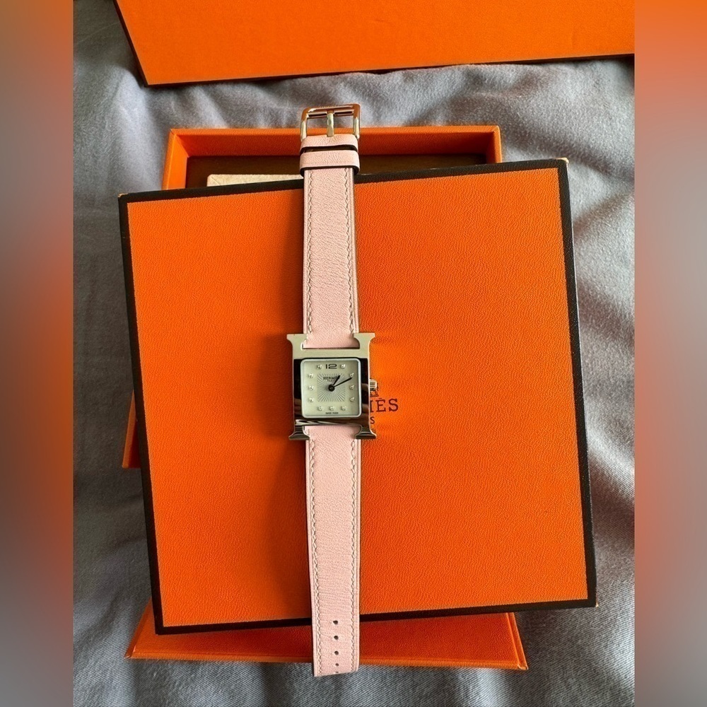 New Hermes Watch Sakura strap with diamonds - Picture 5 of 6